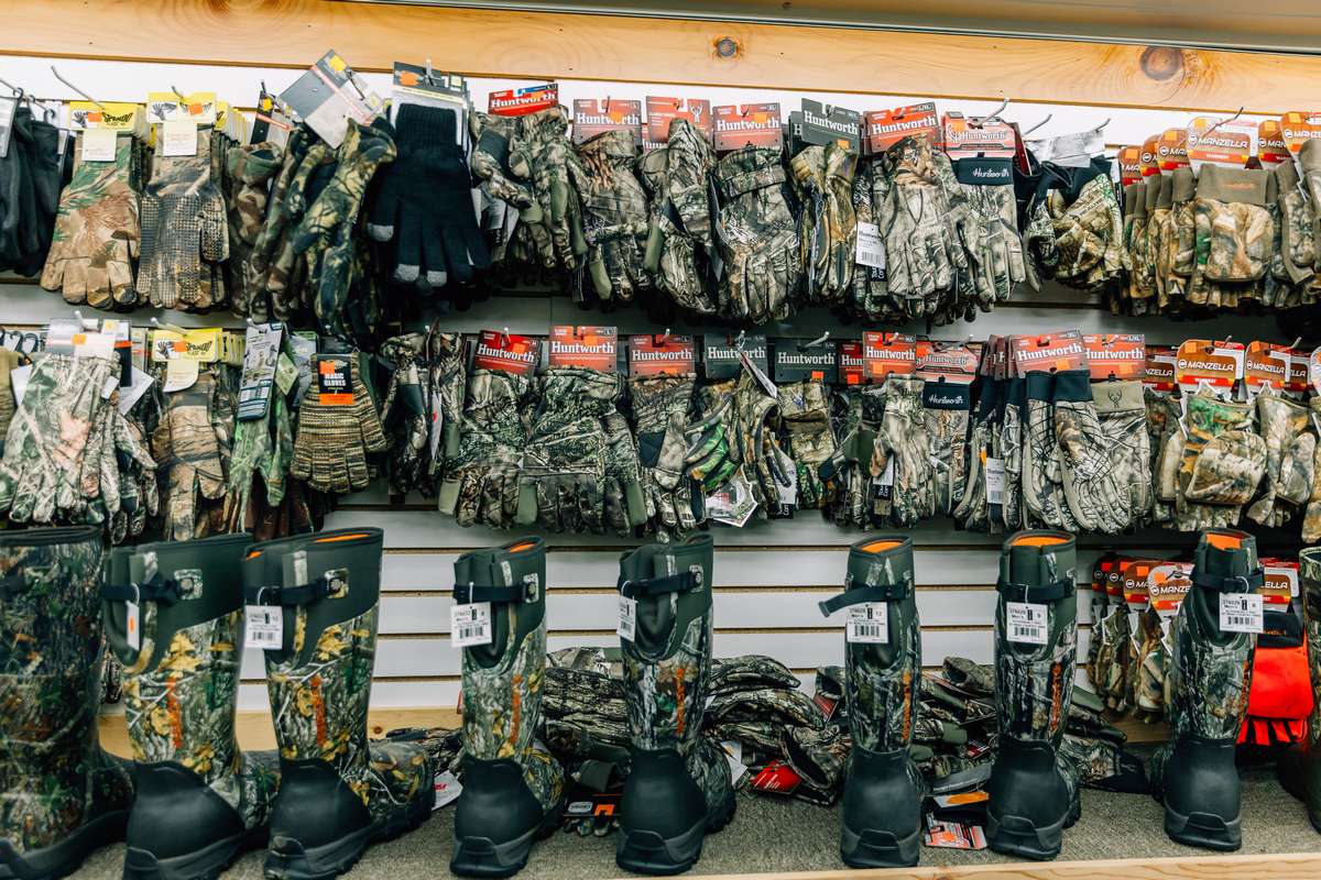 Apparel - Dutchman Hunting Supplies